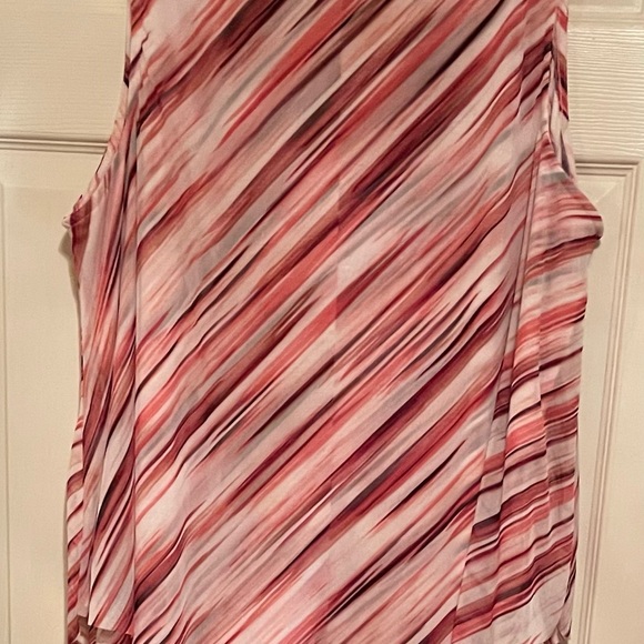 Catherine’s soft flowing tank double layer armpit to armpit 26” - Picture 3 of 7